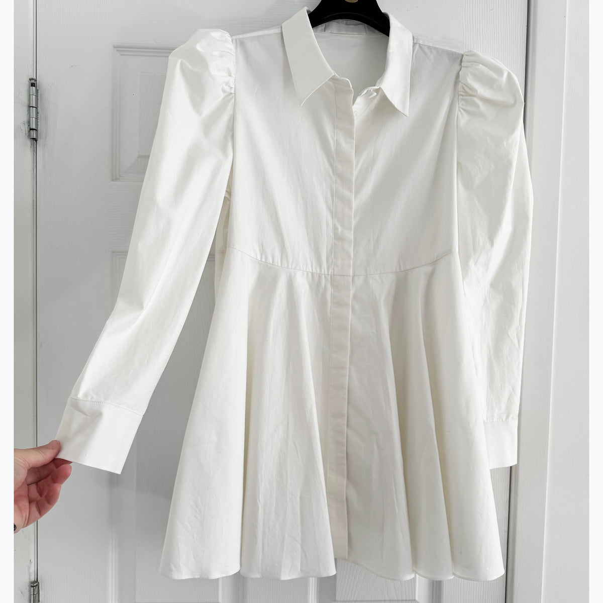 Co Flared Poplin Shirt in White, size Large