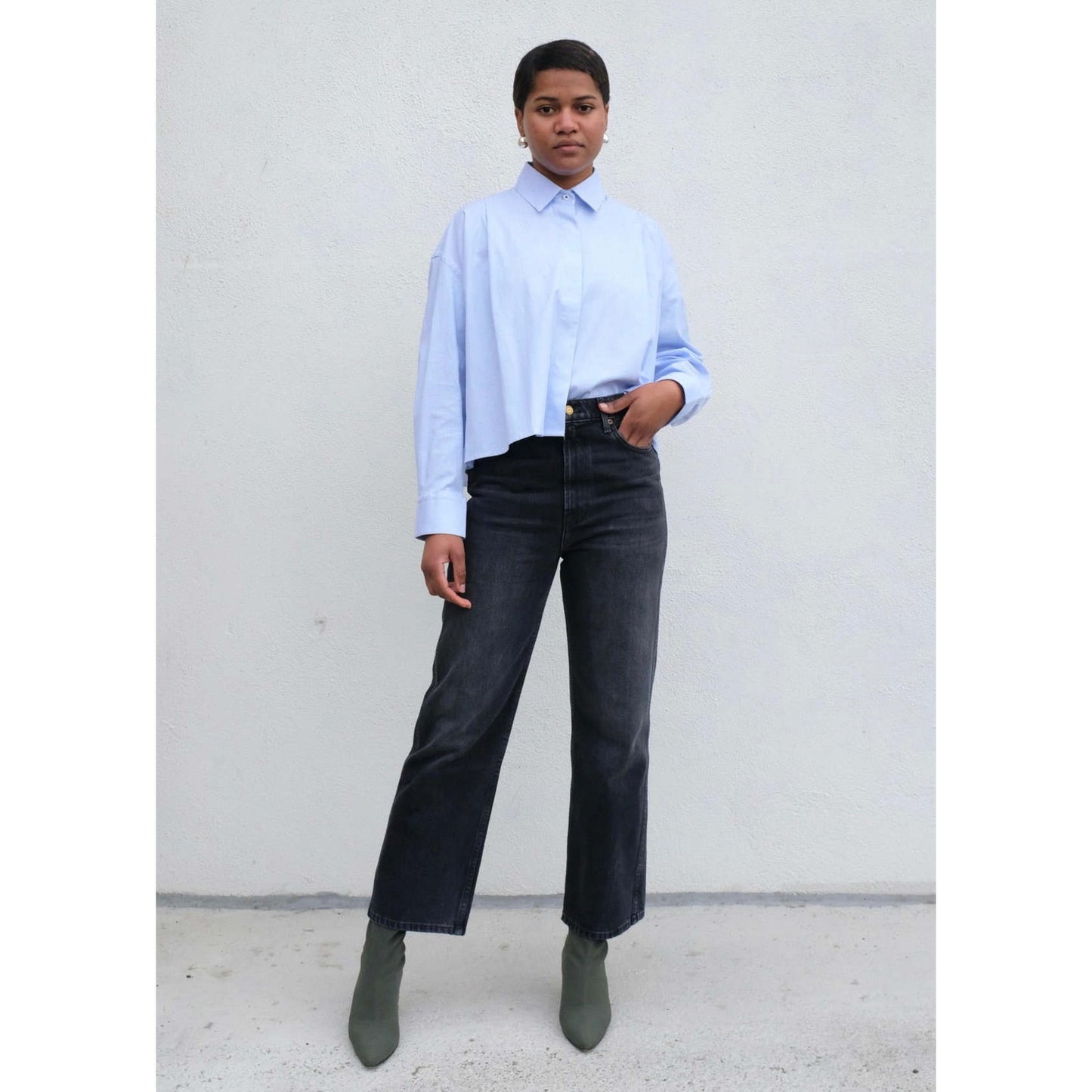 Cordera Cropped Pinstripe Shirt in Blue (fits Medium ish)