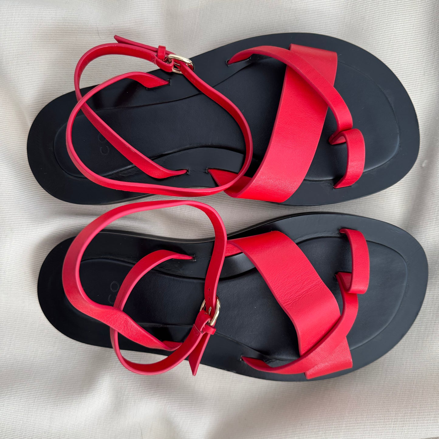 Co Red Flat Sandals, size 37