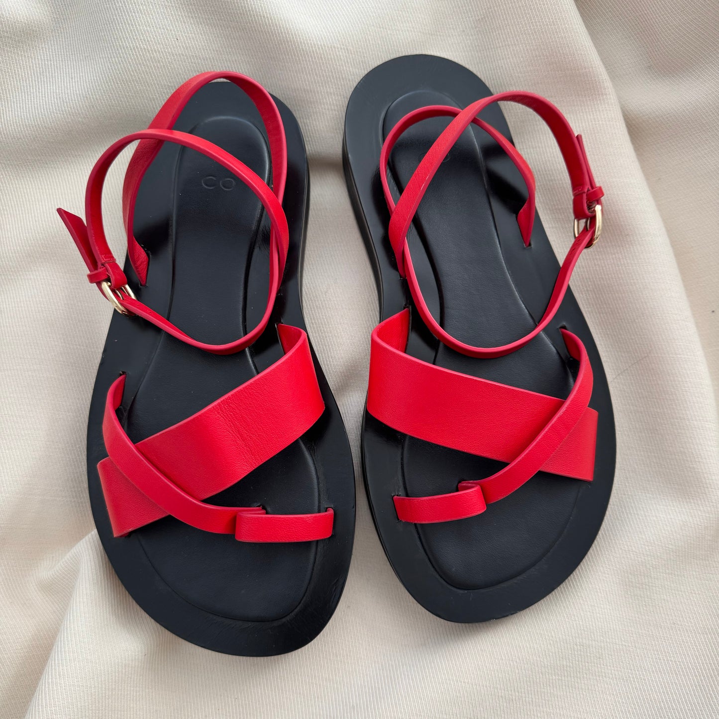 Co Red Flat Sandals, size 37