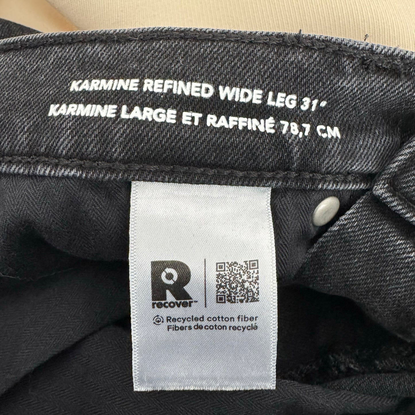 DL1961 "Karine" Wide Leg Jeans in Black, size 29