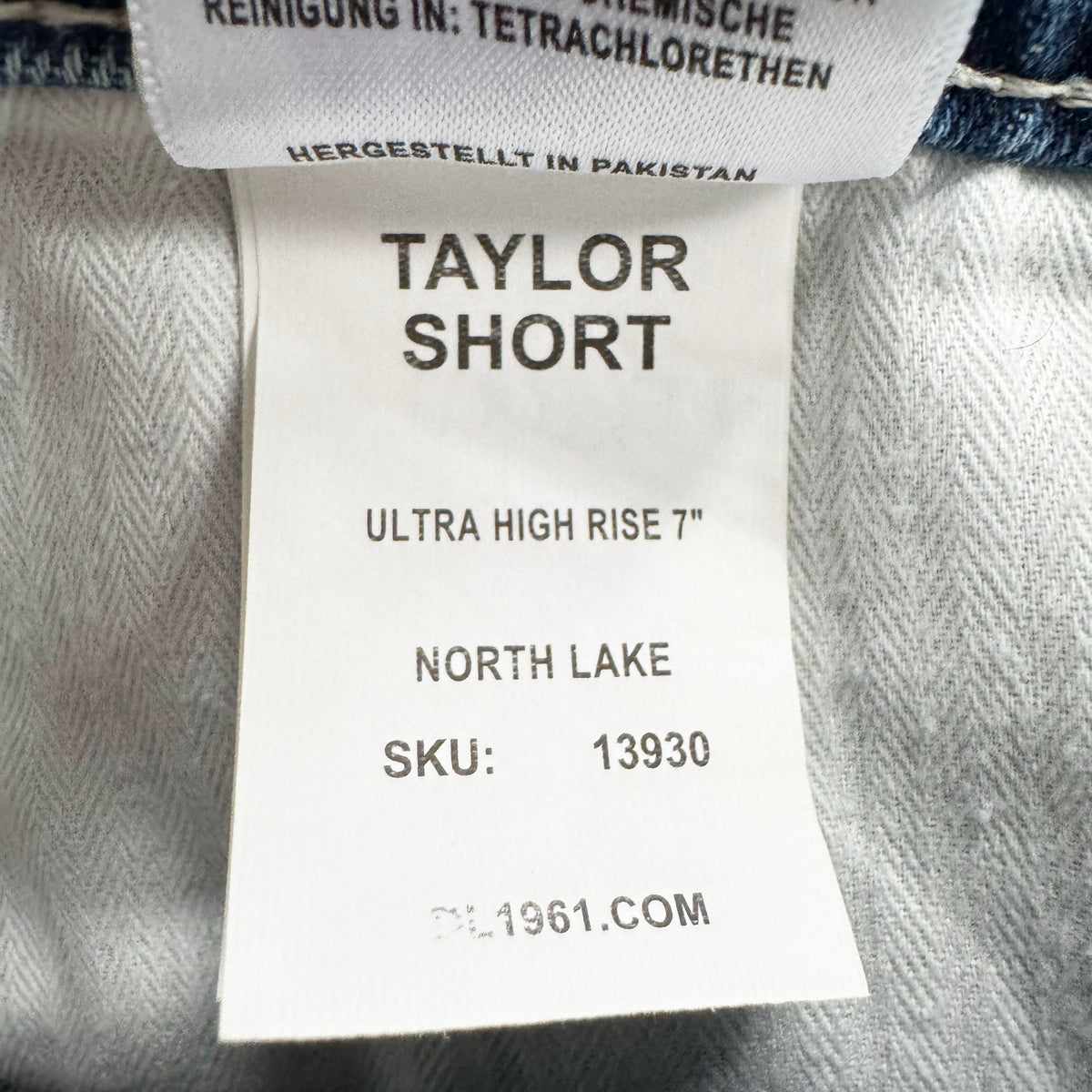 DL1961 "Taylor" Denim Shorts in "North Lake", size 29