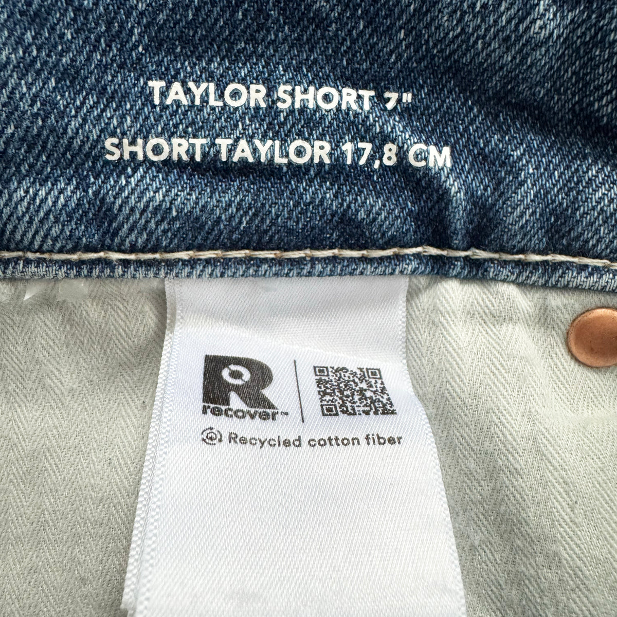 DL1961 "Taylor" Denim Shorts in "North Lake", size 29