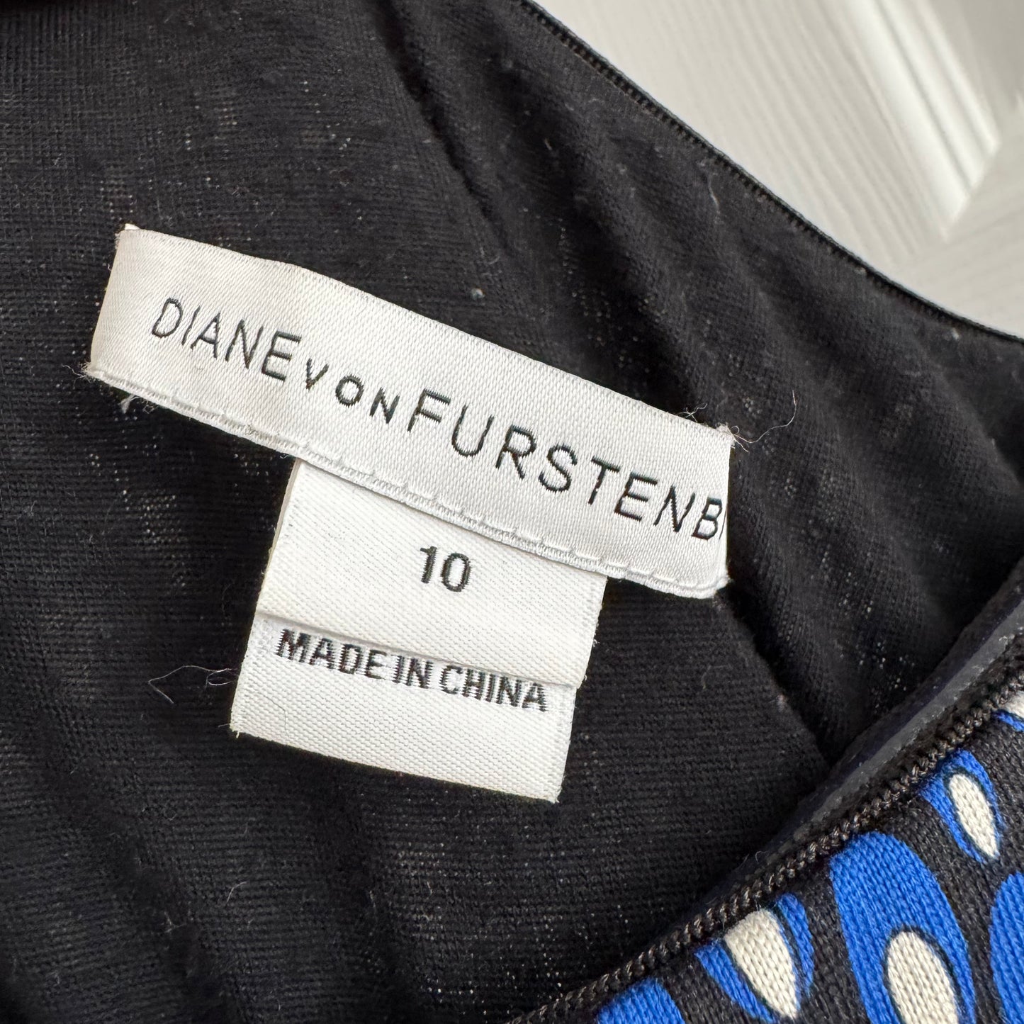 Robe longue imprimée bleue DVF, taille 10