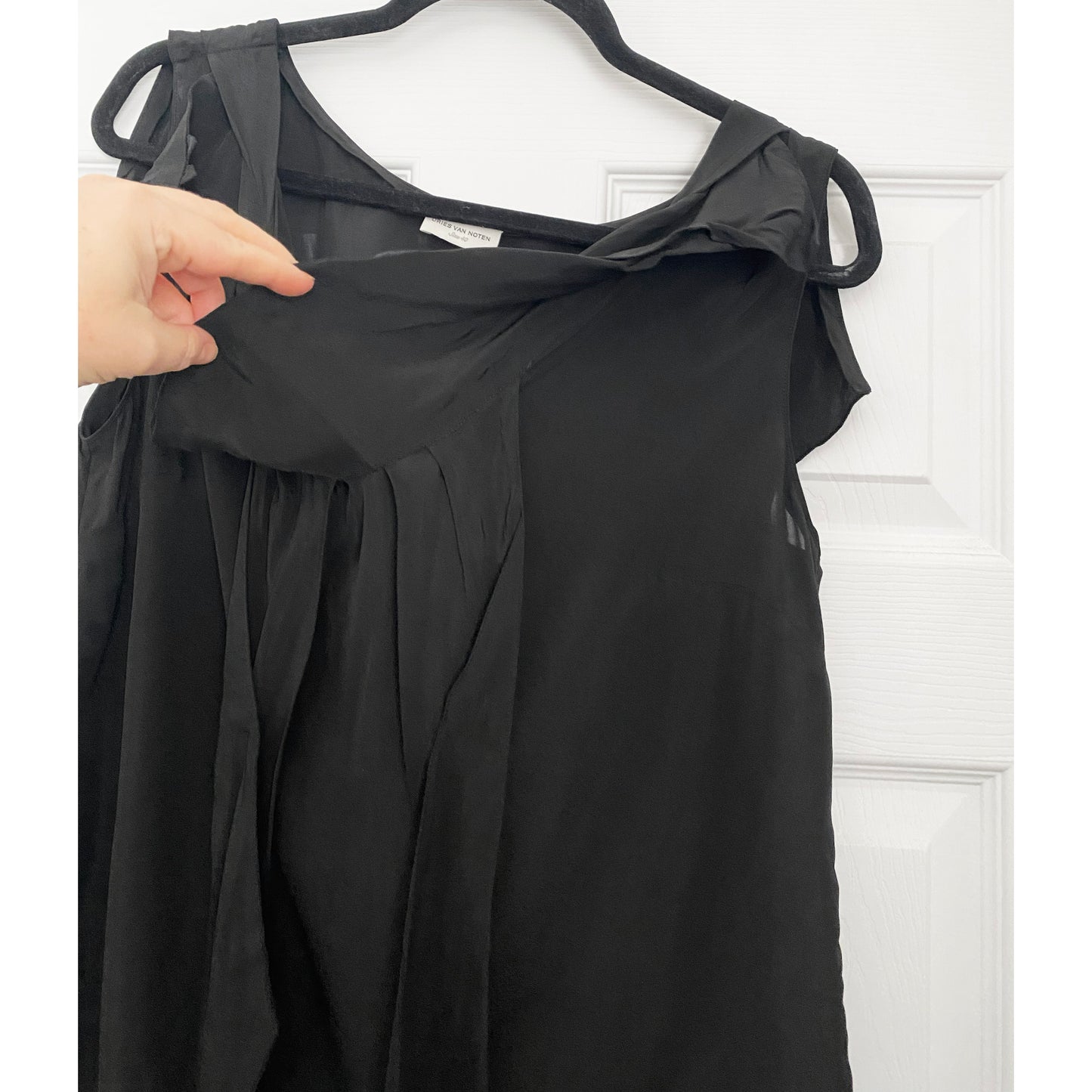 Dries Van Noten Black Scoop Neck Top, size 40 (fits like a size 6/8)