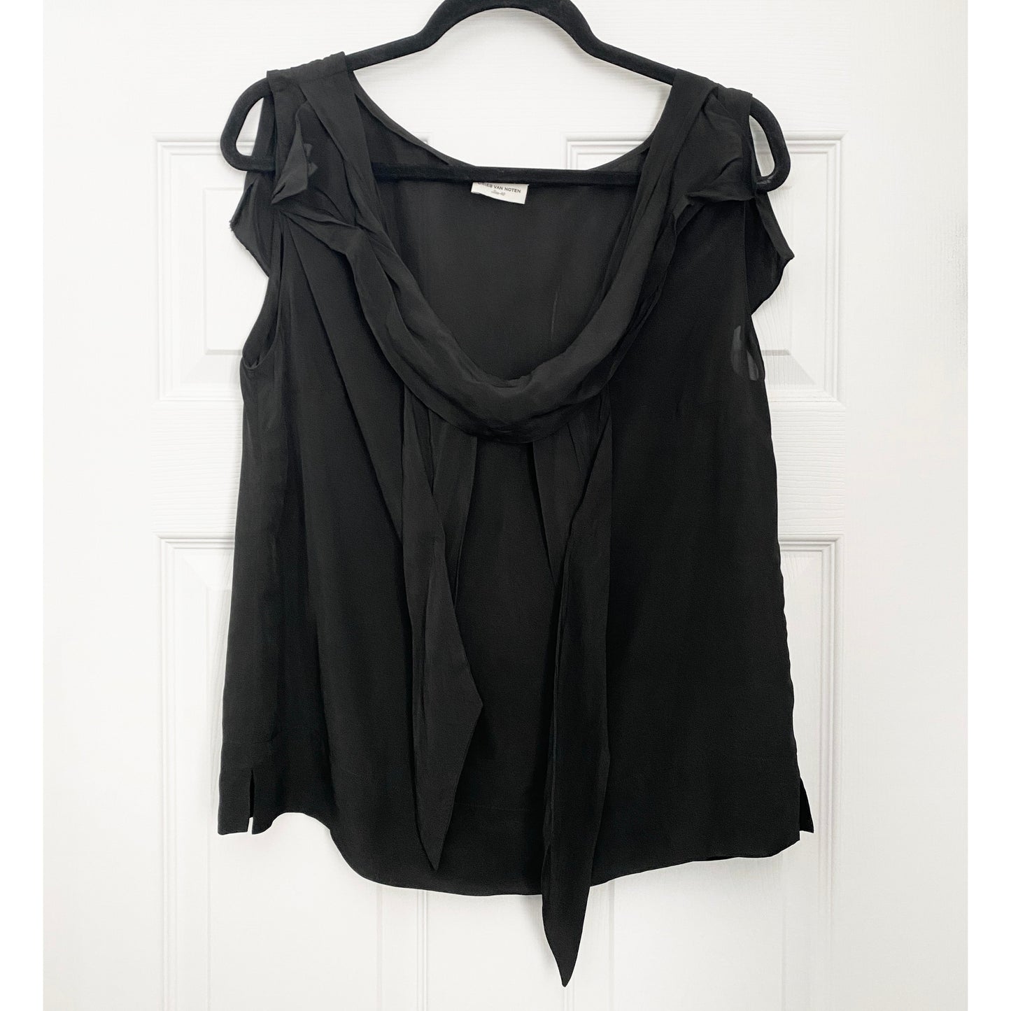 Dries Van Noten Black Scoop Neck Top, size 40 (fits like a size 6/8)