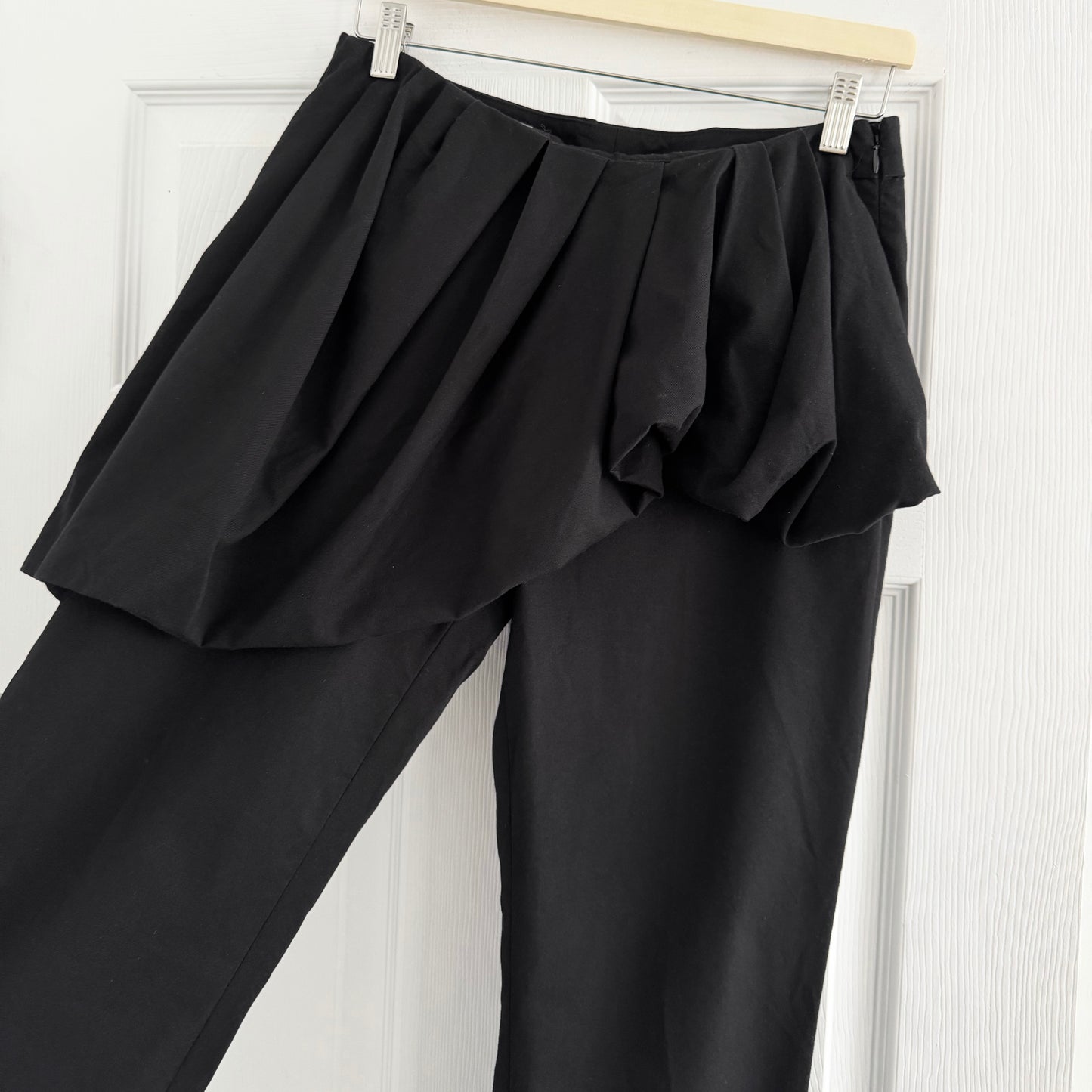Dries Van Noten Peplum Pants in Black, size 38