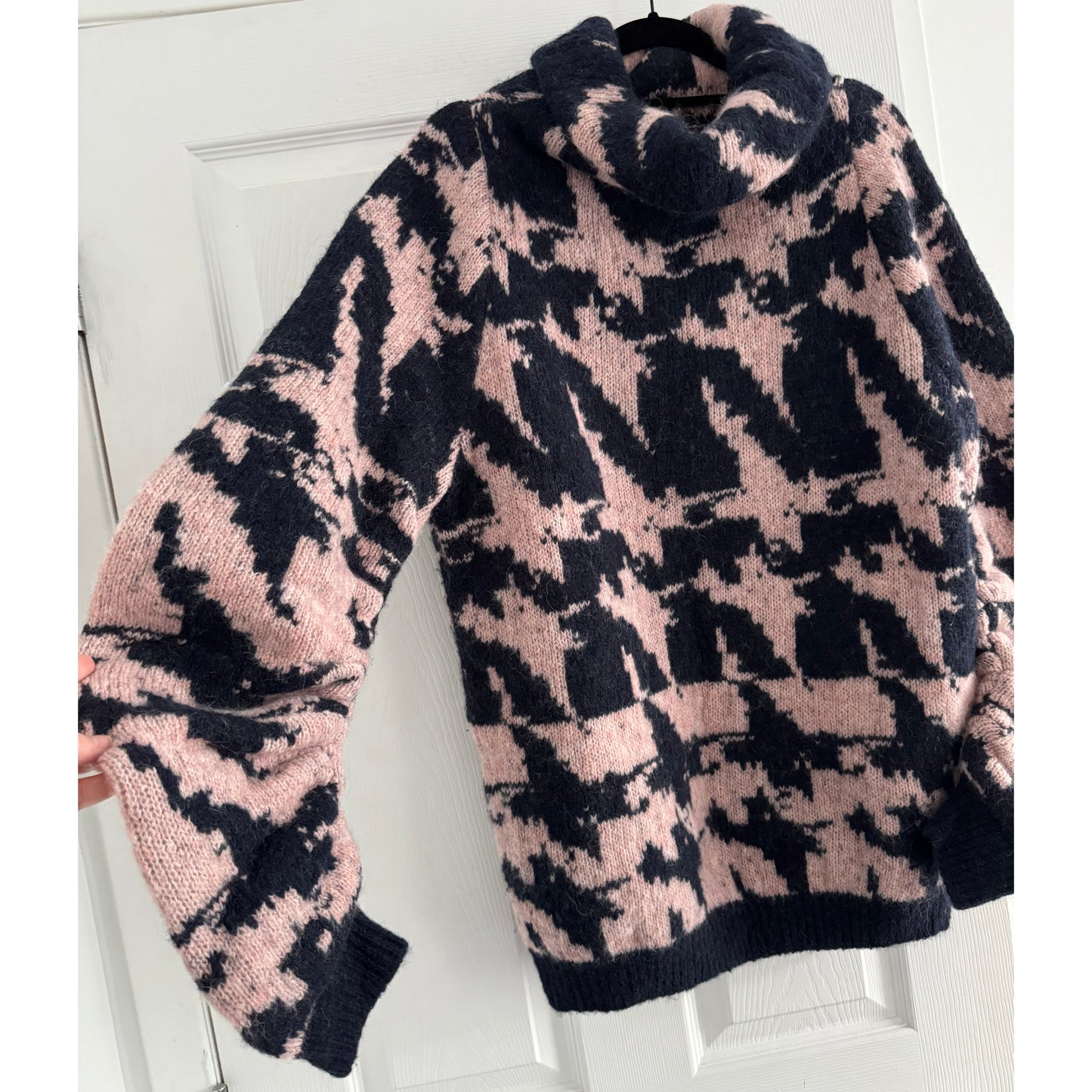 Dries Van Noten "Taiga" Printed Turtleneck in Pink/Navy, size Small