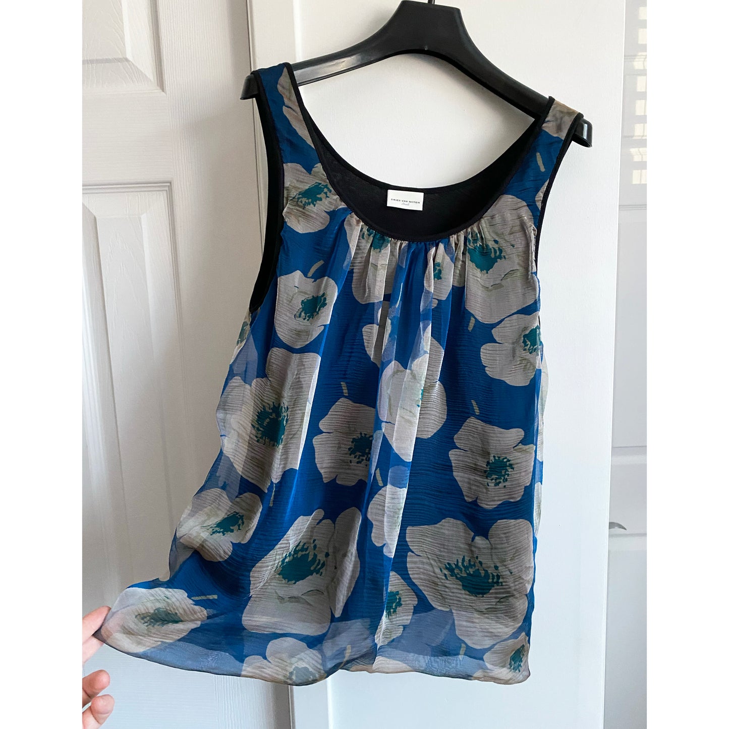 Dries Van Noten blue Floral print sleeveless top, size small