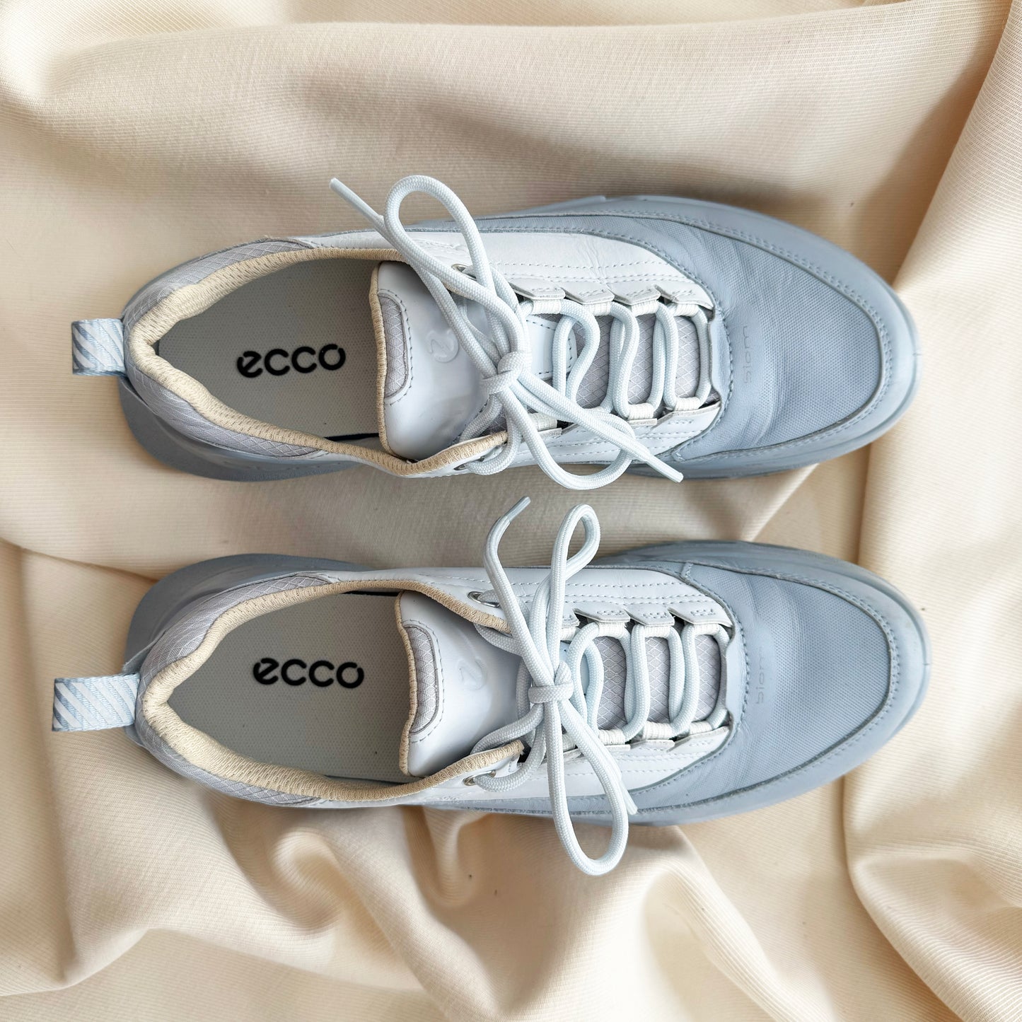 ECCO "Biom 720" Gore-Tex Leather Sneaker in Blue, size 40