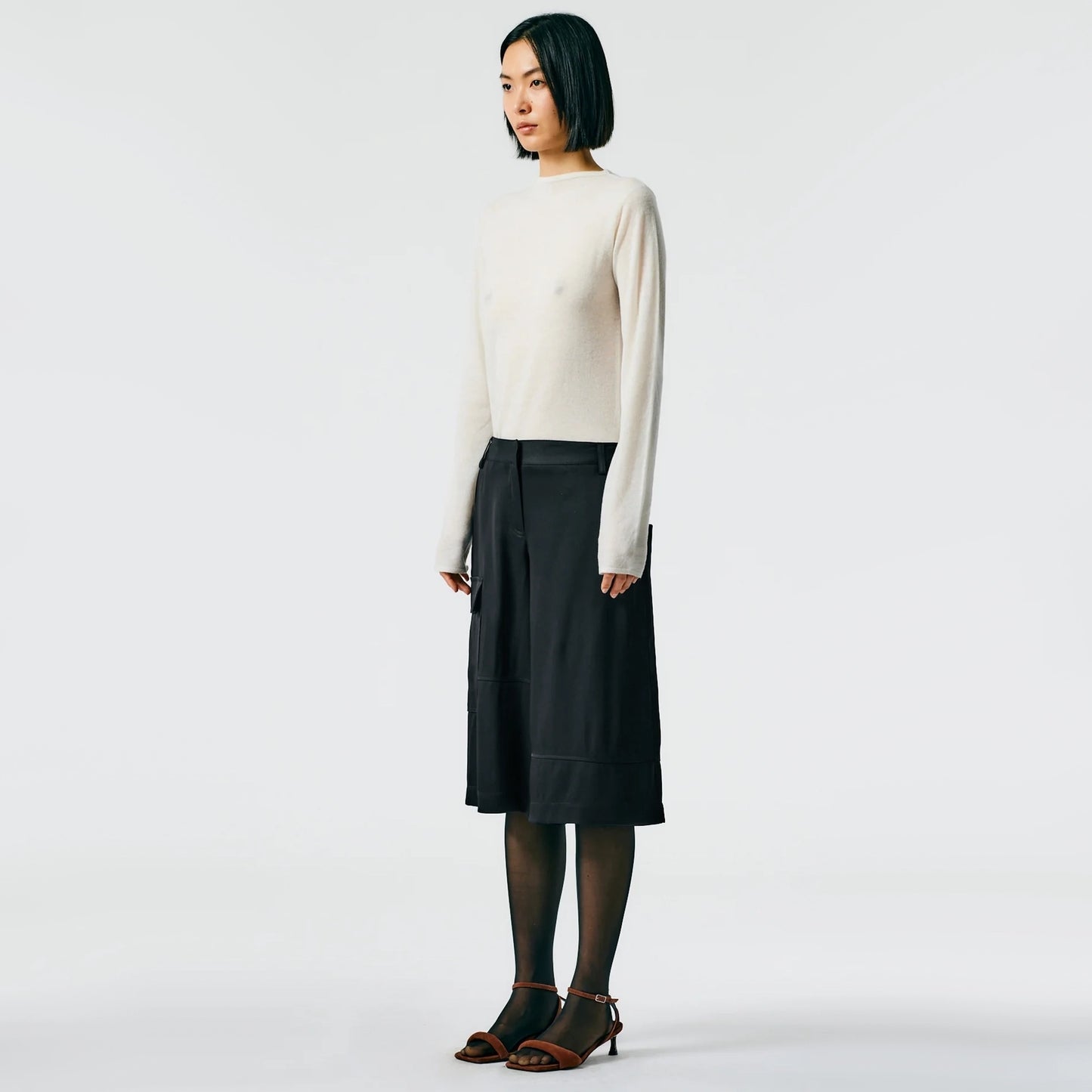 Tibi Eco-Crepe Cargo Shorts in Black, size 0