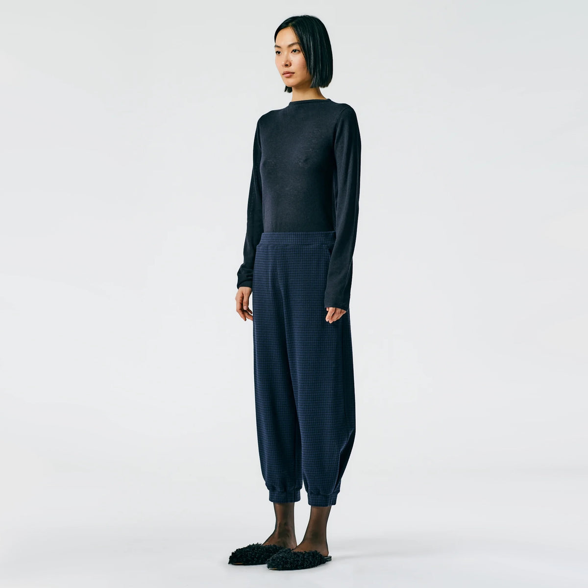 Tibi Camille Check Kat Sculpted Pull On Pant in Navy, size Large