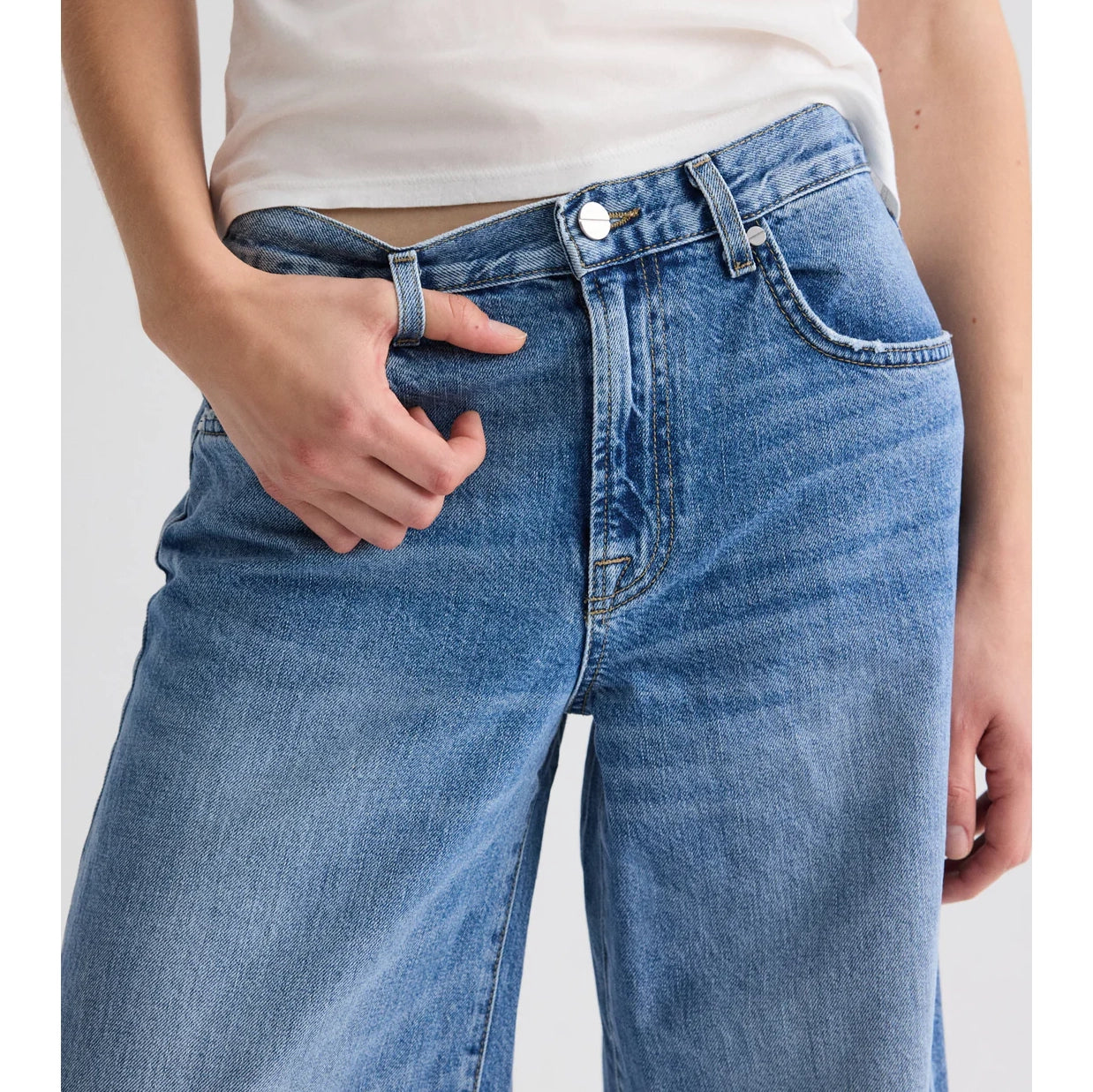 TWP "Tiny Dancer" Wide Leg Jeans in "Vintage Wash", size 27