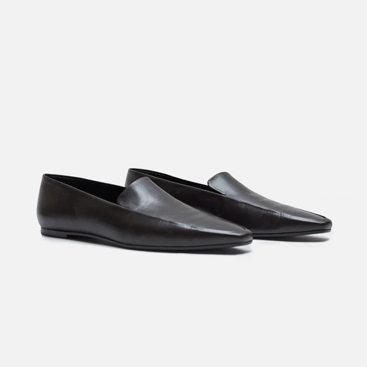 The Row Minimalist Leather Loafer in Dark Brown, size 39