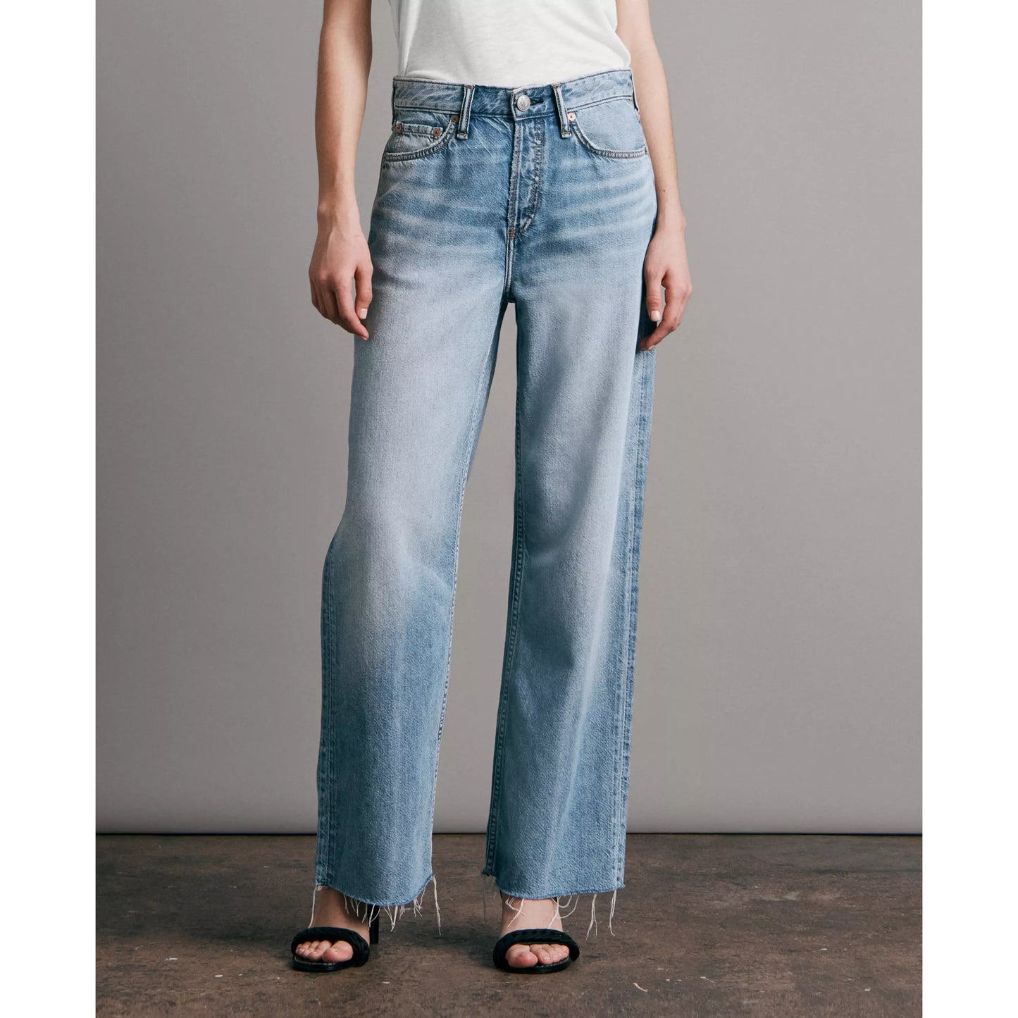 Rag&Bone "Logan" Wide Leg Featherweight Jeans, size 27