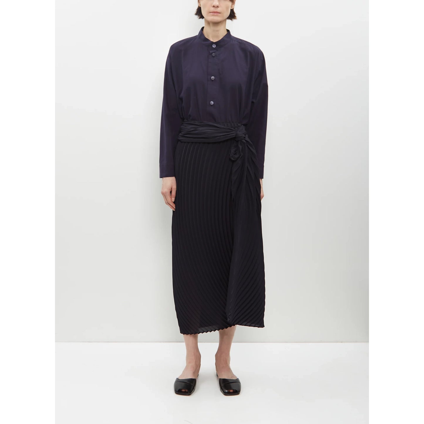 Issey Miyake Pleated Wrap Skirt in Midnight Navy, size "2" (fits size Small ish)