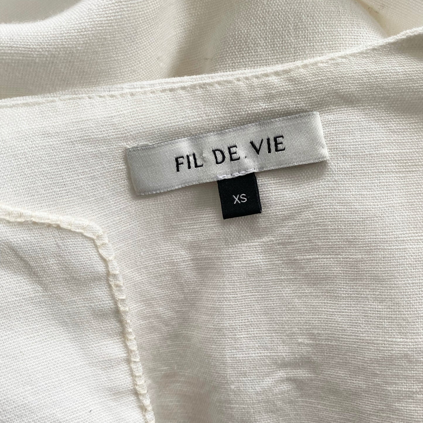 Fil De Vie « Thalia » Kaftan en lin blanc avec bordure à franges, taille XS ** tel quel **