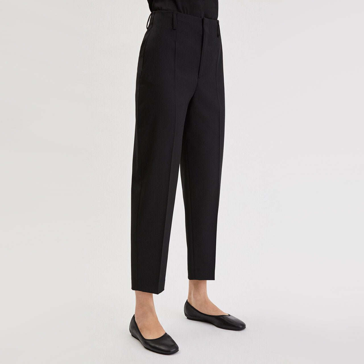 Filippa K "Karlie" Trousers in Black, size 42 (fits like 10/12)