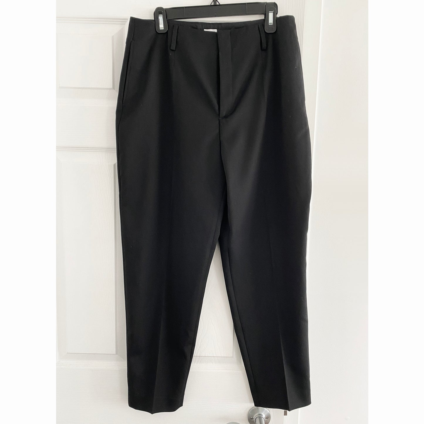 Filippa K "Karlie" Trousers in Black, size 42 (fits like 10/12)