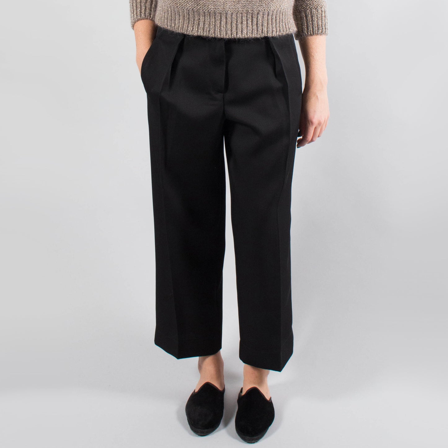 Forte.Forte Pleated Black Wool Cropped Trousers, size "III" (fits size 10)