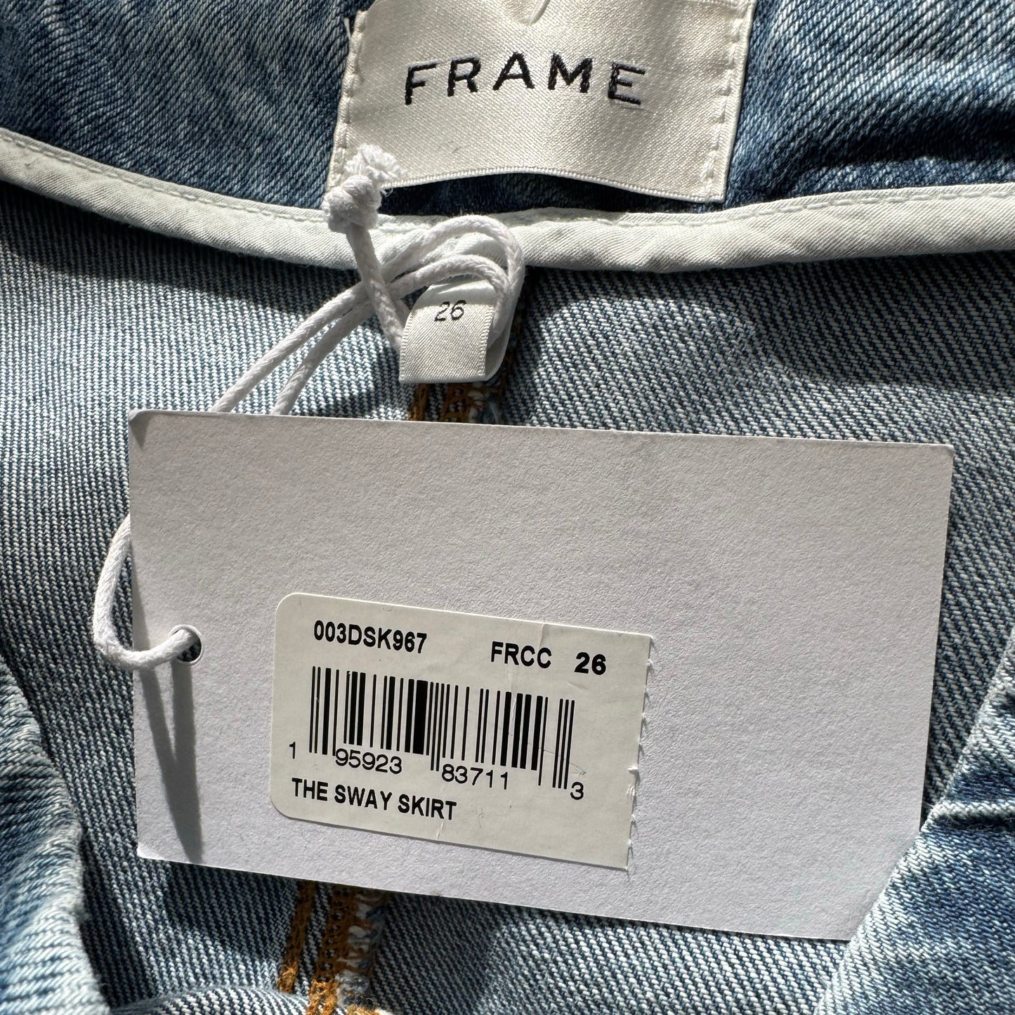 Frame "The Sway" Flared Denim Skirt in Blue, size 26