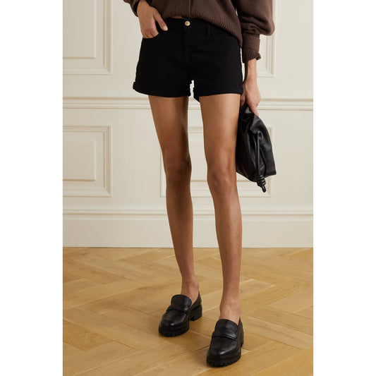 Frame "Le Cutoff" Cuffed Shorts in Black, size 27
