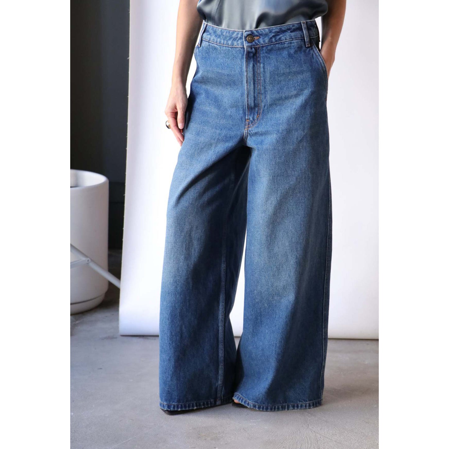 Gauchere Wide Leg Boyfriend Jeans, size 40 (fits like size 8)