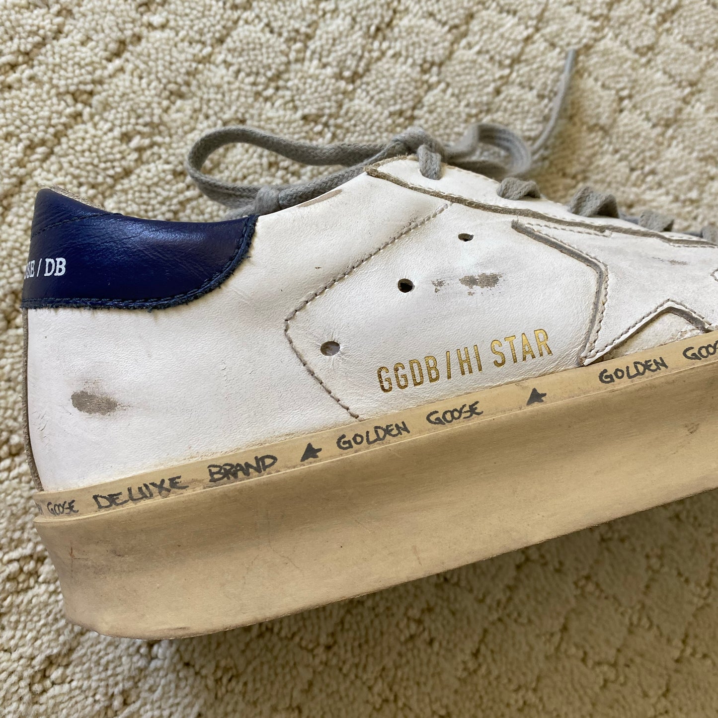 Golden Goose Hi-Star Sneaker in White w Navy Patch, size 36