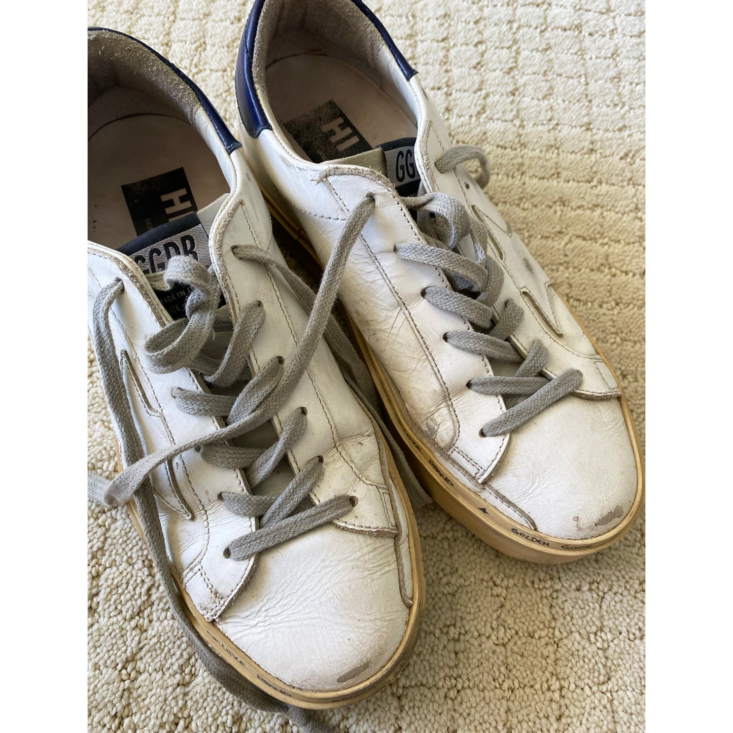 Golden Goose Hi-Star Sneaker in White w Navy Patch, size 36