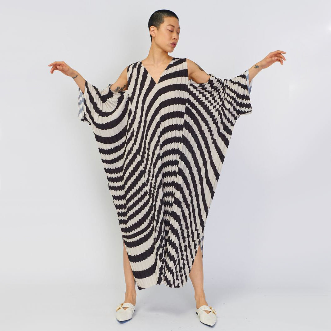 Henrik Vibskov "Jelly" Cutout Shoulder Pleated Dress, size XS/S (Fits anywhere up to XXL).