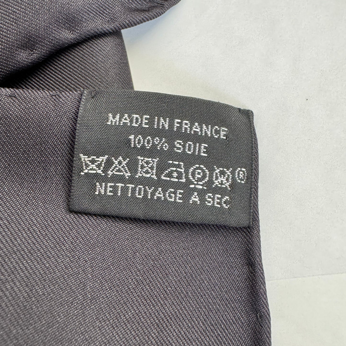 Hermes "Brides de Gala" 90cm Scarf in noir / crème / gold