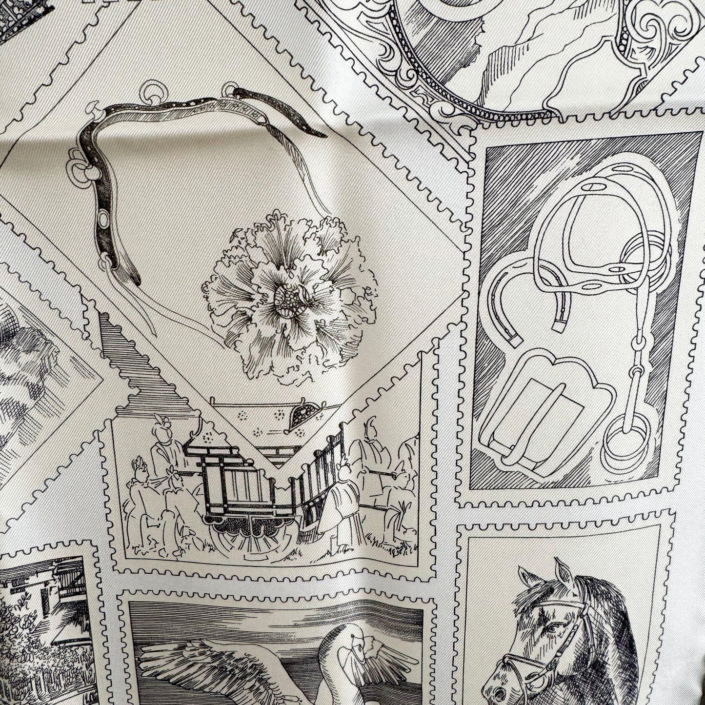 Hermes Le Philateliste du Faubourg scarf 90 in "gris / parchemin / blanc"