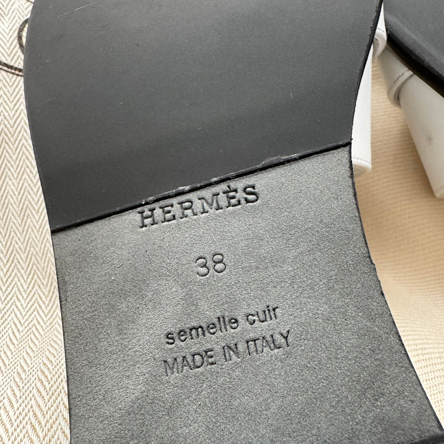 Hermès "Guilia" Sandal in White, size 38