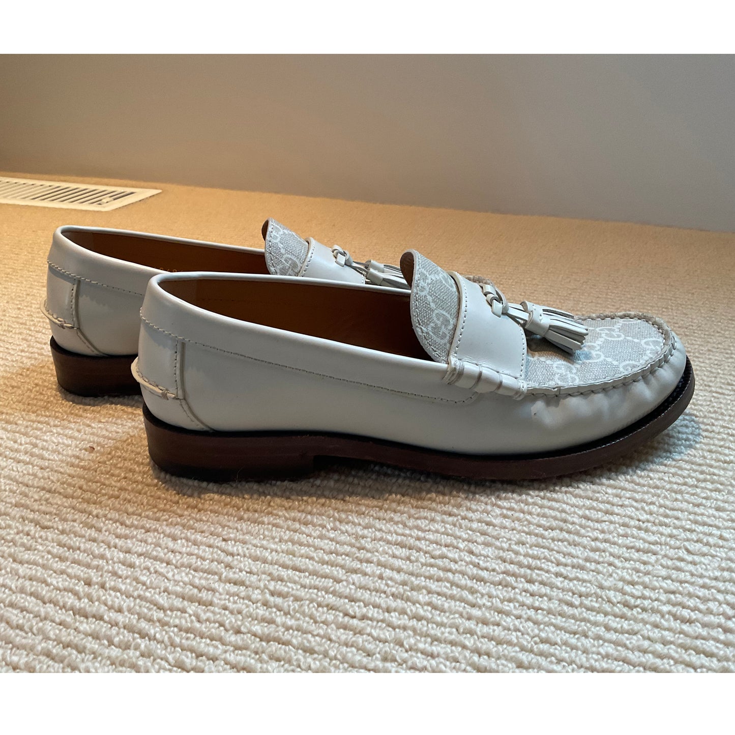 Gucci Leather and Jacquard Tassle Loafers in Ivory, size 38