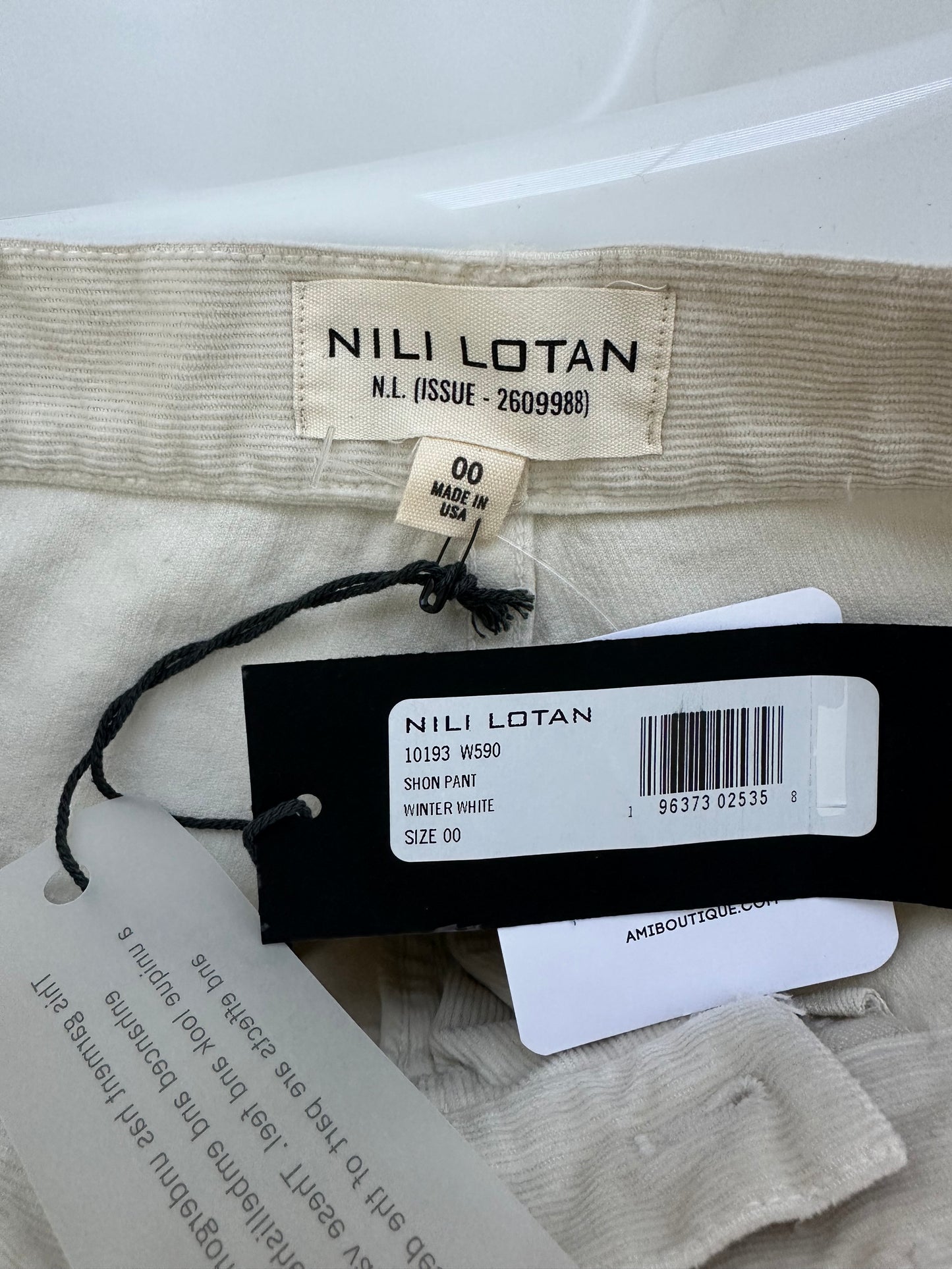 Nili Lotan "Shon" Corduroy Pant in Winter White, size 00 (fits like size 2)