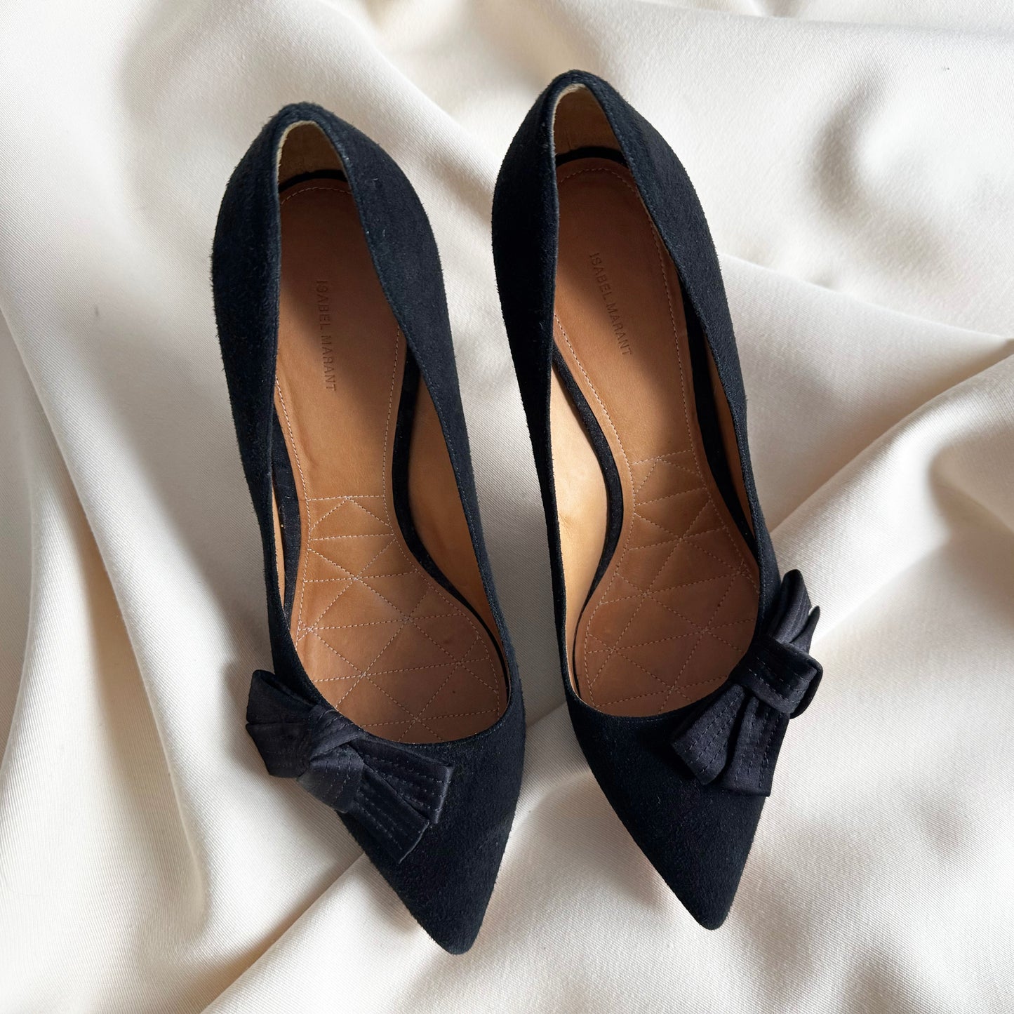 Escarpins à nœud en daim Isabel Marant, taille 39 (convient à 8,5)