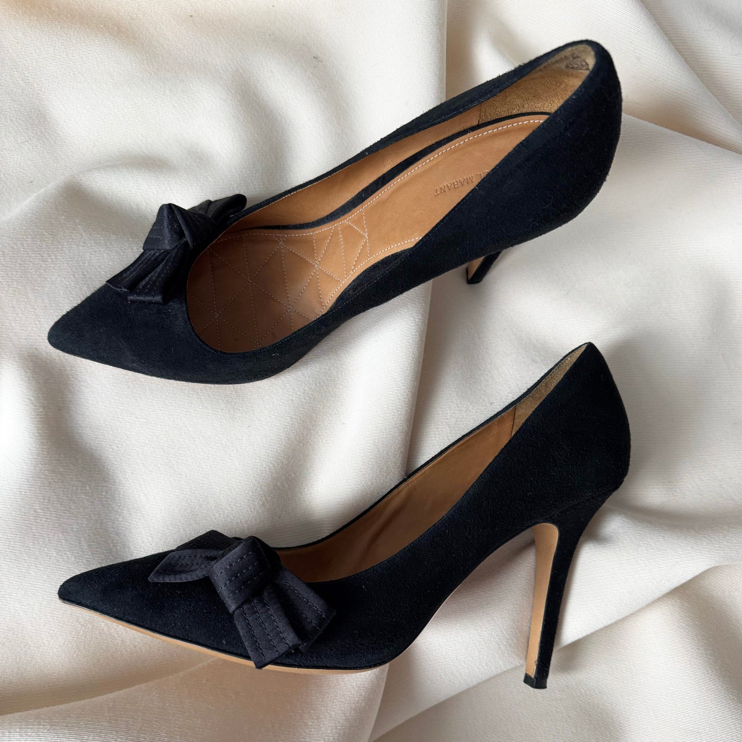 Escarpins à nœud en daim Isabel Marant, taille 39 (convient à 8,5)