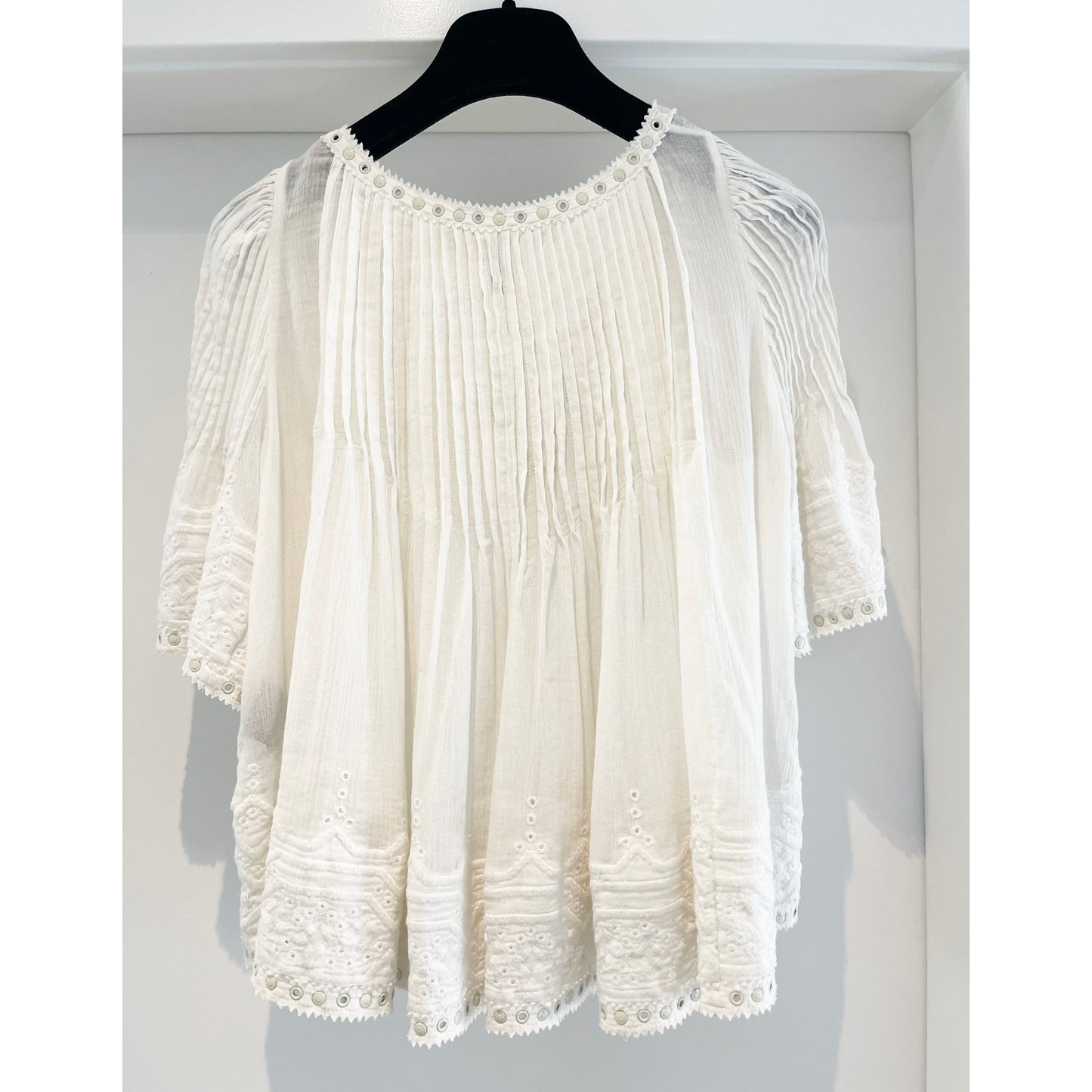 Isabel Marant "Alexia" Embroidered Top in White, size 38 (size small)