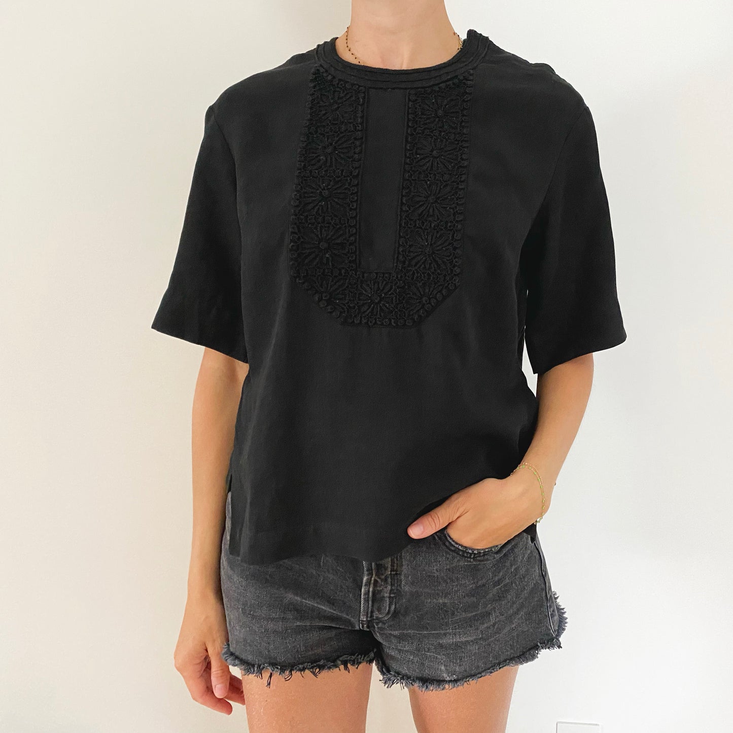 Haut en lin noir brodé Isabel Marant, taille 36