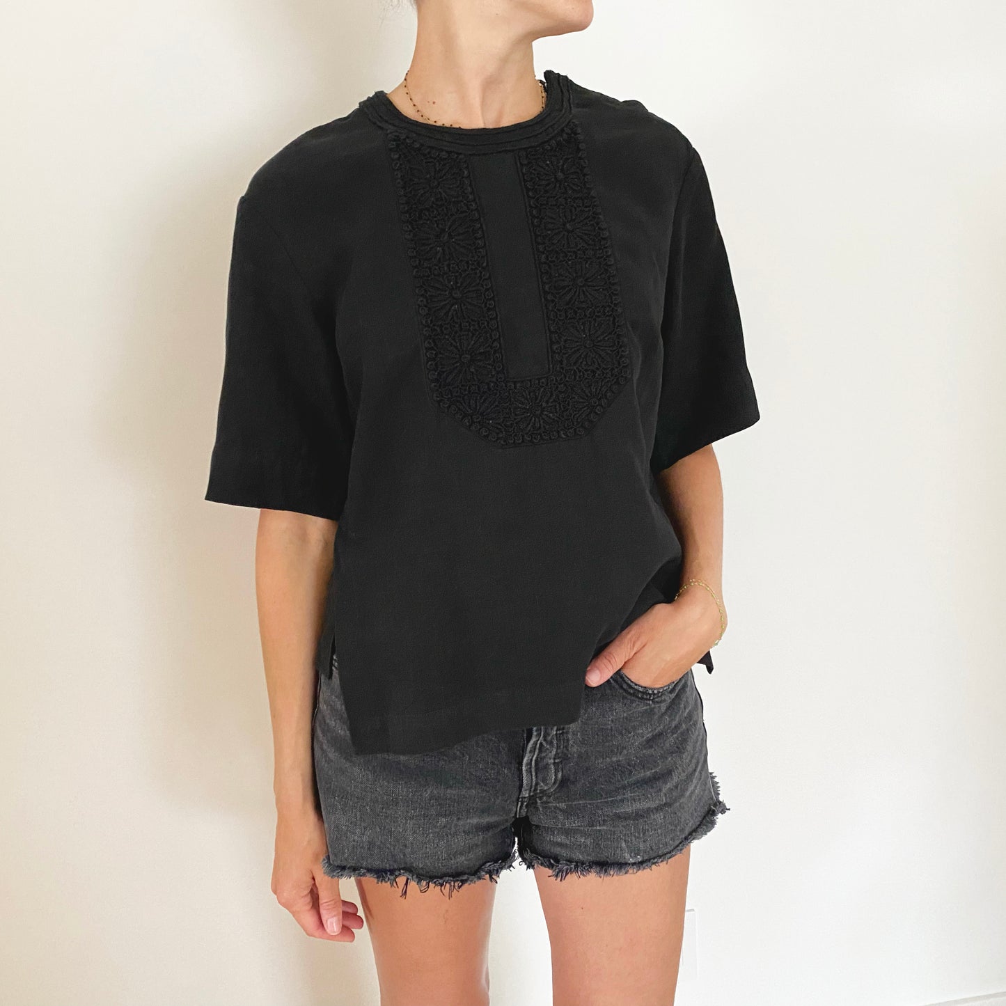 Haut en lin noir brodé Isabel Marant, taille 36