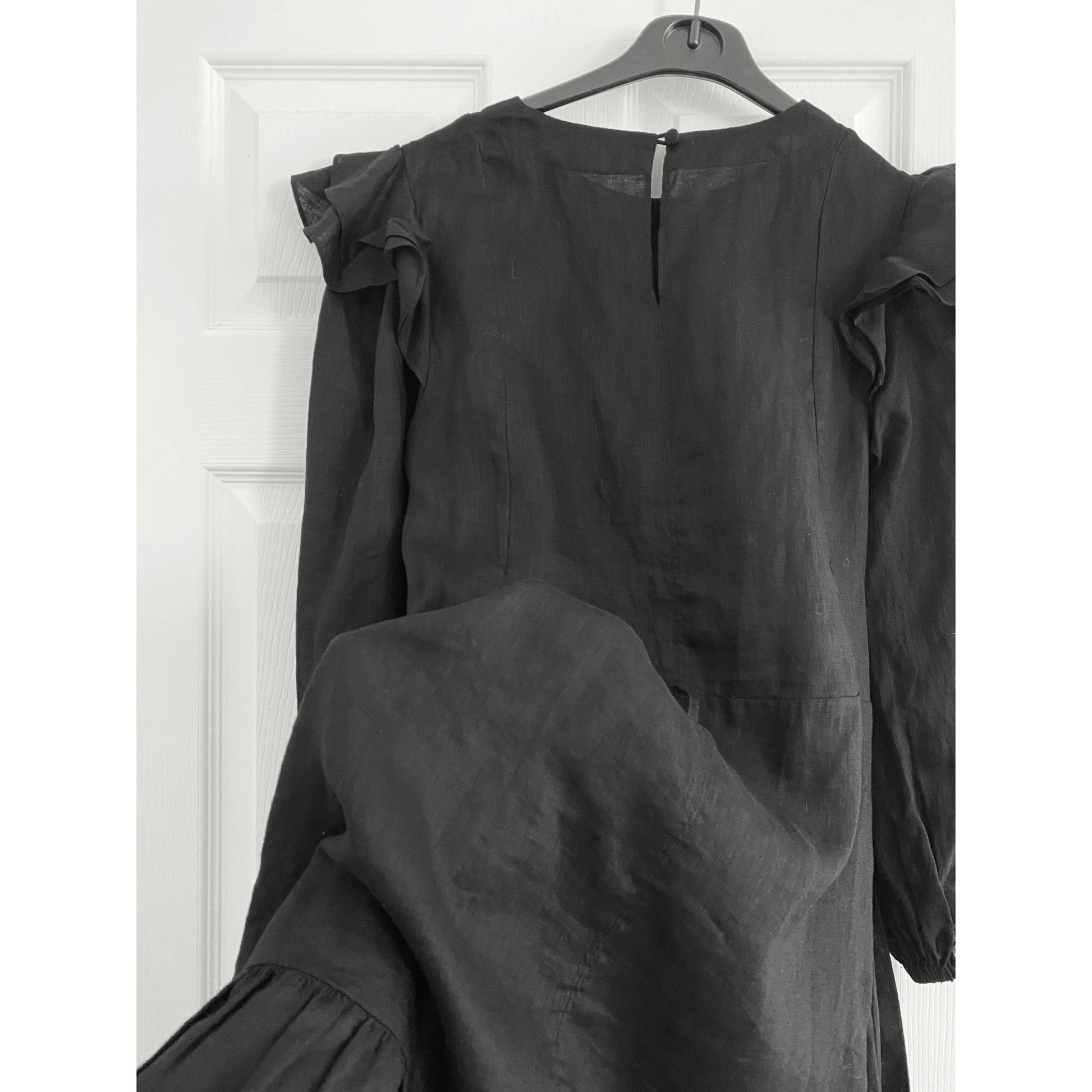 Isabel Marant Etoile "Telicia" Black Linen Wrap Dress, size 38 (fits like a size 4) Isabel Marant Etoile "Telicia" Black Linen Wrap Dress, size 38 (fits like a size 4)