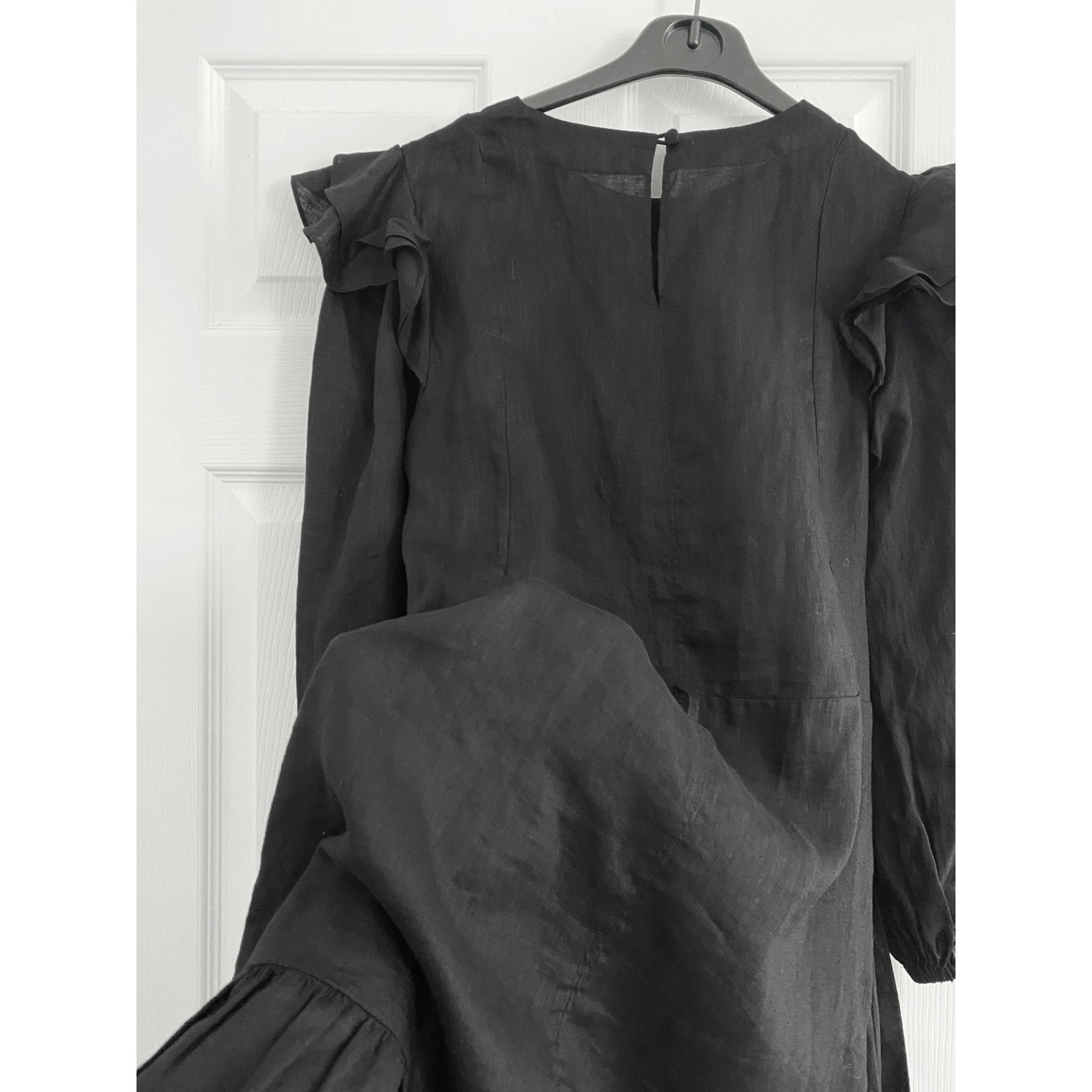 Isabel Marant Etoile "Telicia" Black Linen Wrap Dress, size 38 (fits like a size 4)