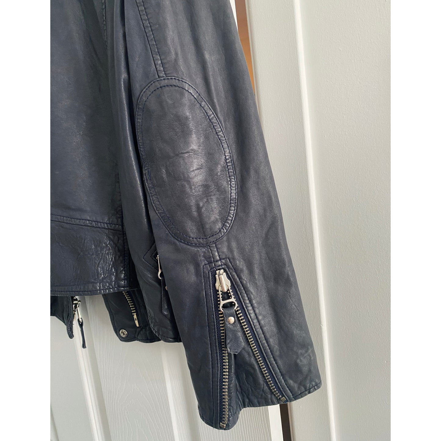 Isabel Marant Etoile "Kady" Leather Jacket in Navy, size 36 (like a 2/4)