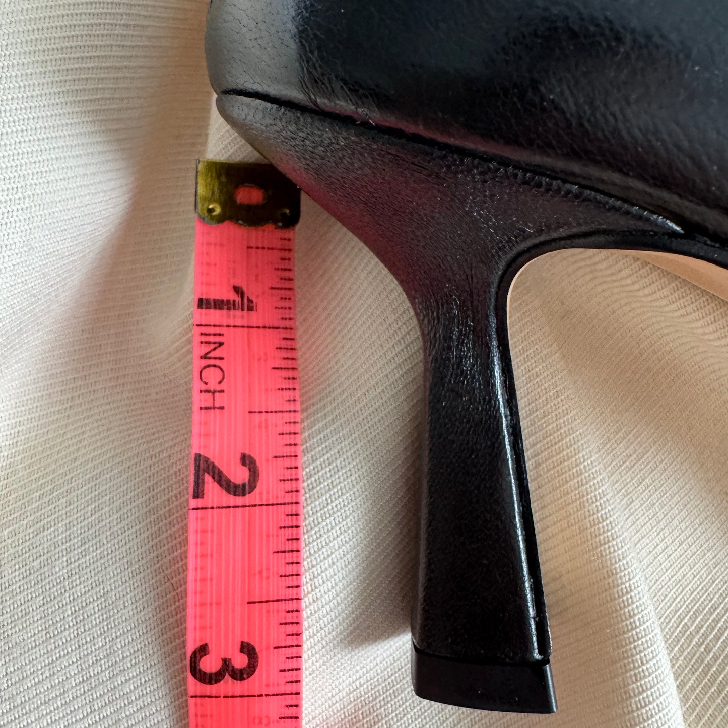 Ivylee "Vivienne" Pumps in Black, size 39 (fits 38.5)