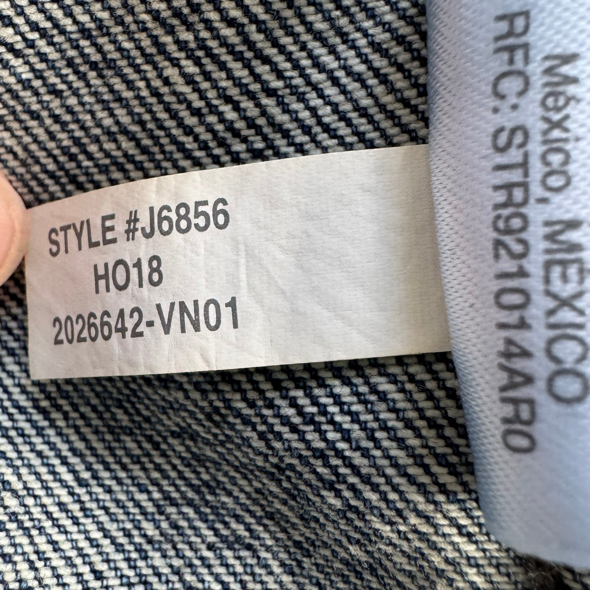 J. Crew Classic Denim Jacket in Blue, size Small