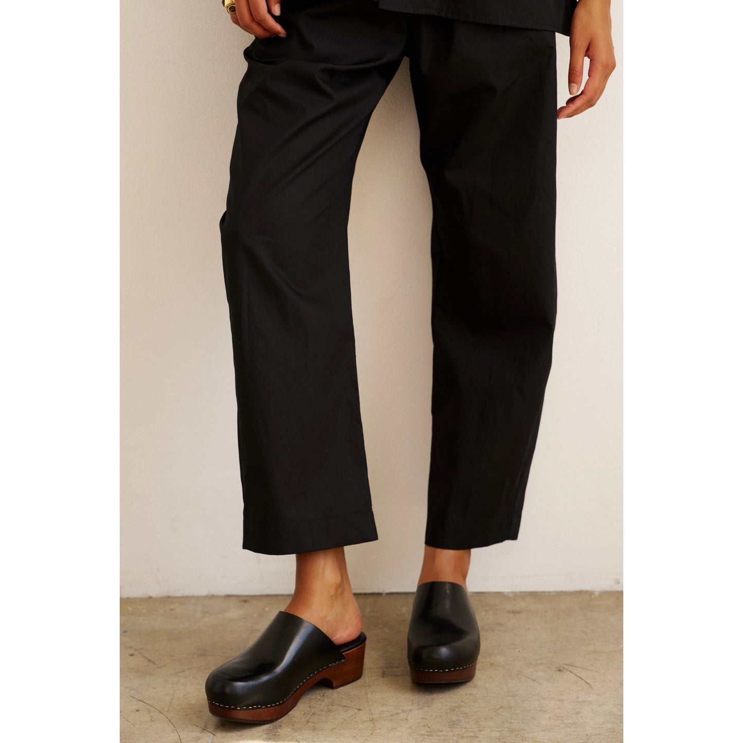 Jamie Haller Clogs in Black, size 37