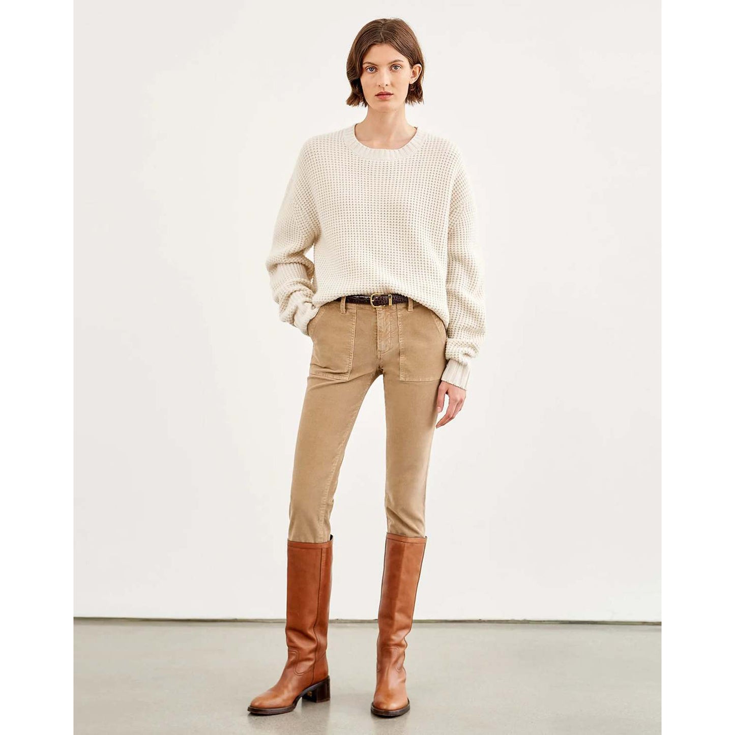 Pantalon Jenna en velours côtelé Nili Lotan avec ruban, taille 00 (comme un 24 en jean)