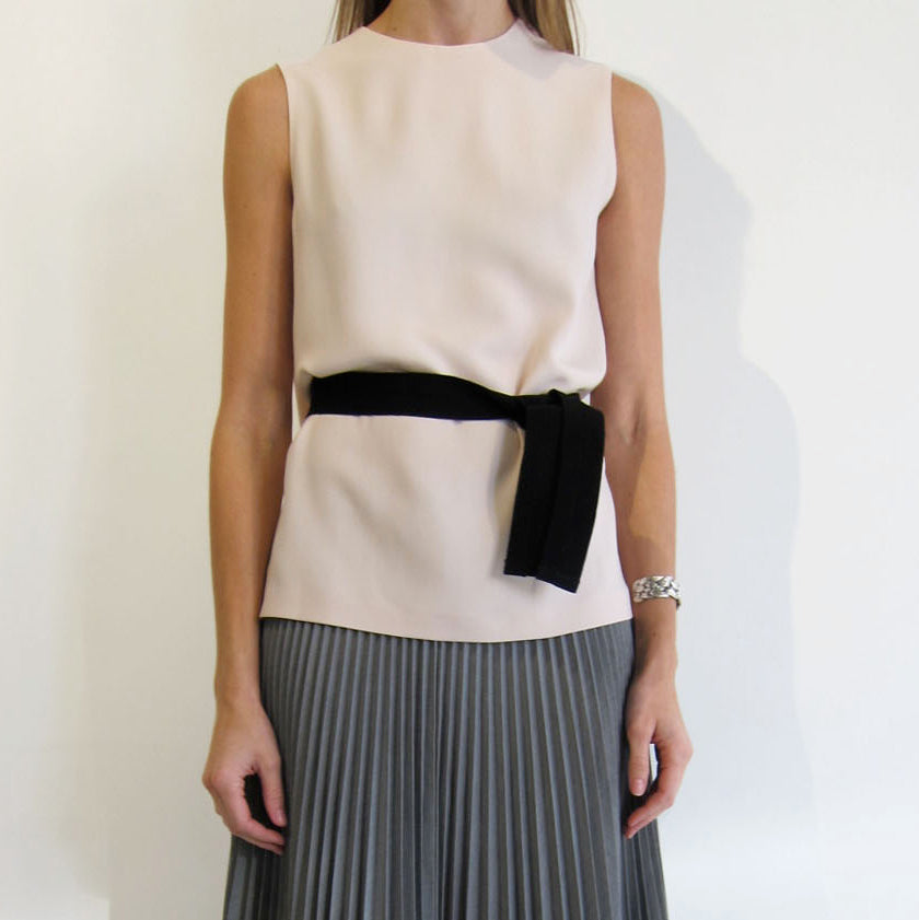 Joseph "Murphy" Crepe Top in Pink, size 40 (fits like 6/8)