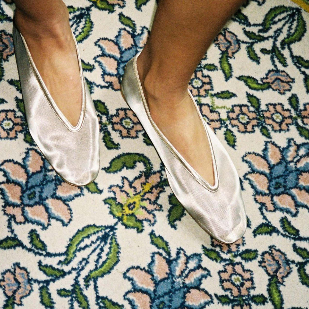 Le Monde Beryl "Luna" Slipper in Silver Mesh, size 39 (fits 8.5)