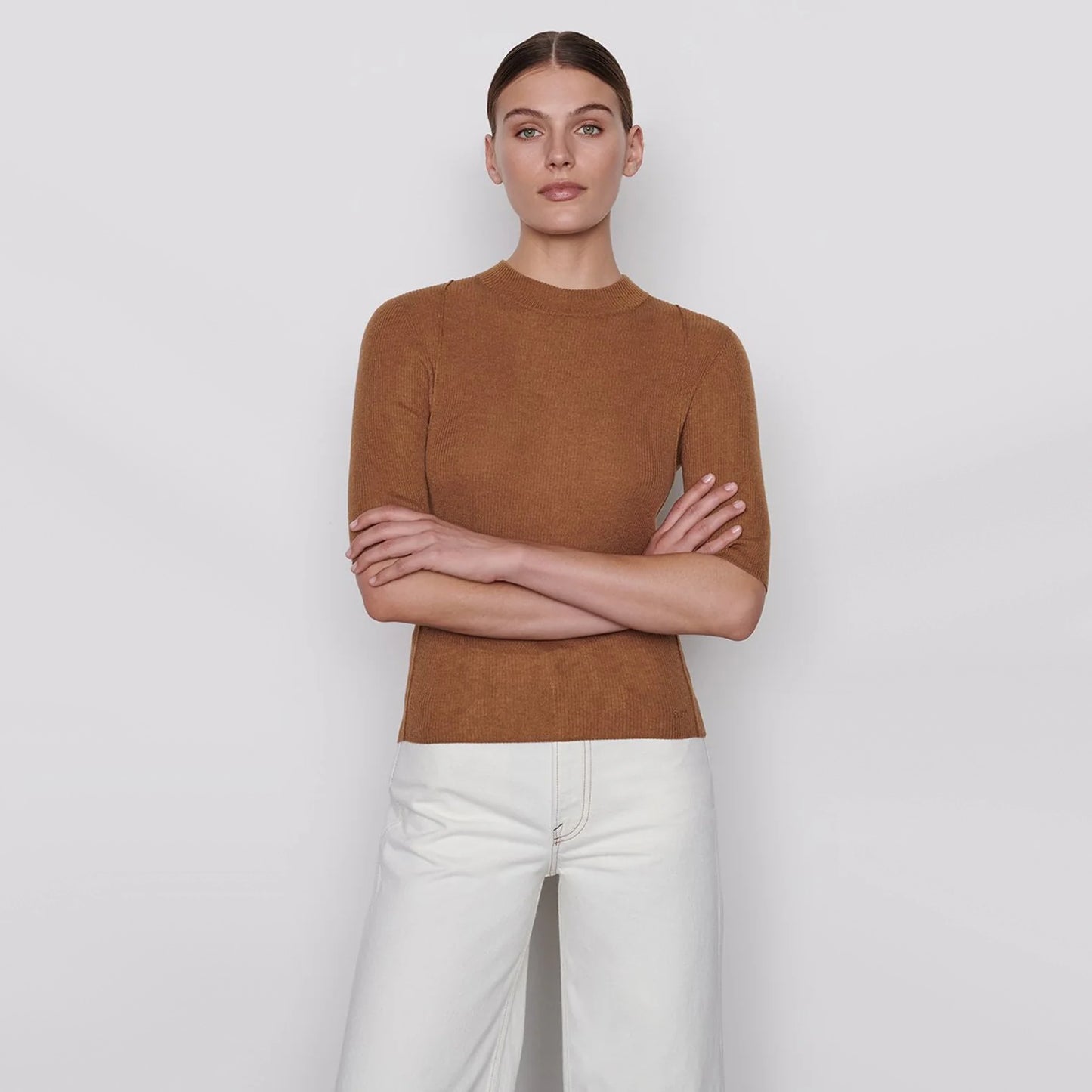 Frame "Vicuna" Ribbed Knit Sweater in Camel, size medium (fits size small)